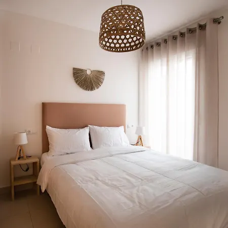 Apartment Modern Directly On The With Wifi And Air Conditioning